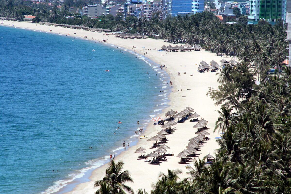 Extremely Sparkling Beach in Da Nang